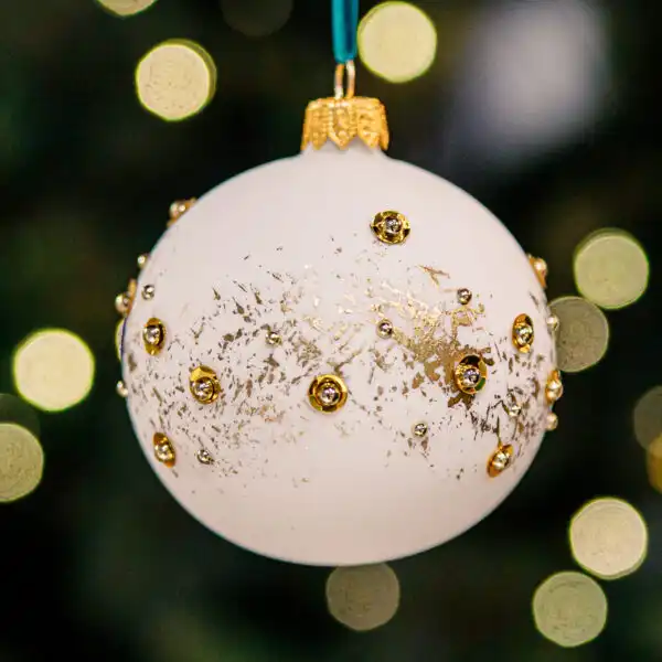 Boule de noel blanche et or